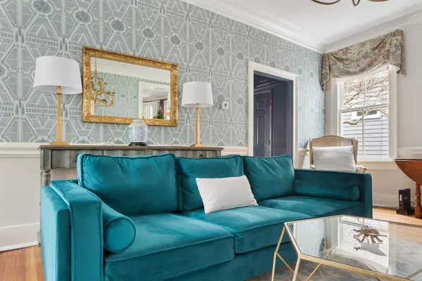 184 Ashley Ave, Charleston, SC 29403