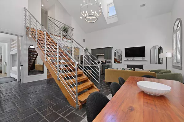 221 Ashley Ave #Abc, Charleston, SC 29403