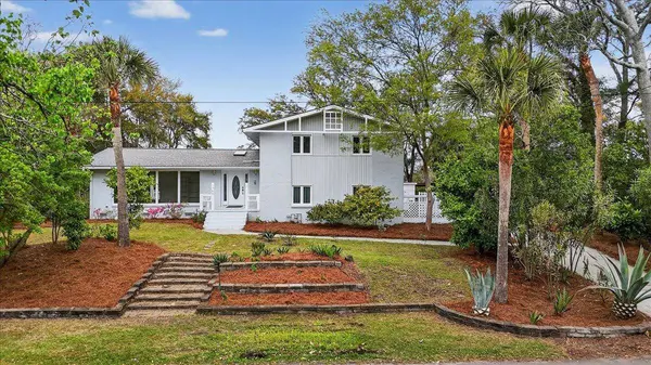 1568 Oak Island Dr, Charleston, SC 29412