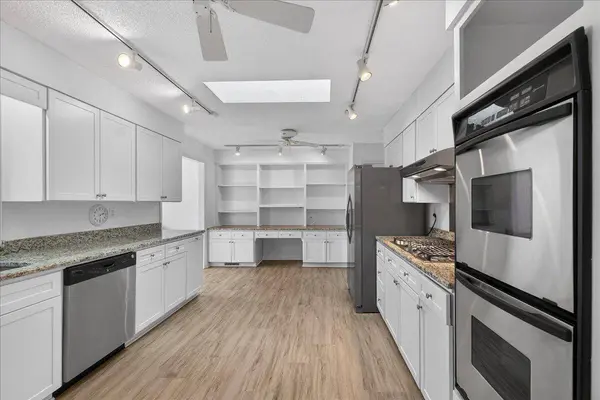 1568 Oak Island Dr, Charleston, SC 29412