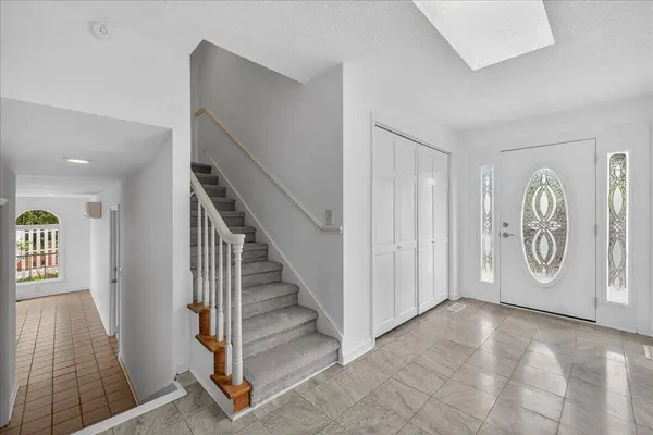 1568 Oak Island Dr, Charleston, SC 29412