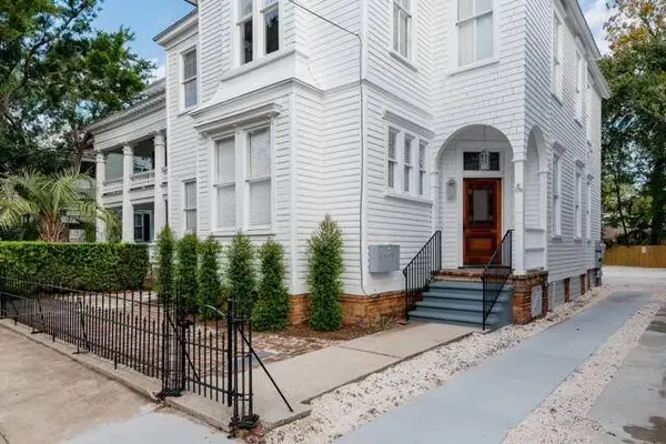 176-178 Broad St, Charleston, SC 29401