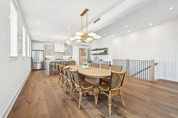 651 King St, Charleston, SC 29403