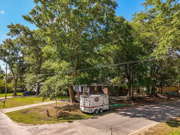 1436 Heather Dr, Mount Pleasant, SC 29464