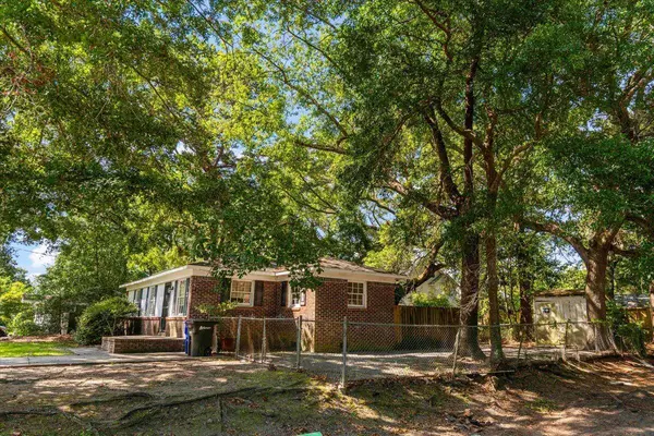 1436 Heather Dr, Mount Pleasant, SC 29464