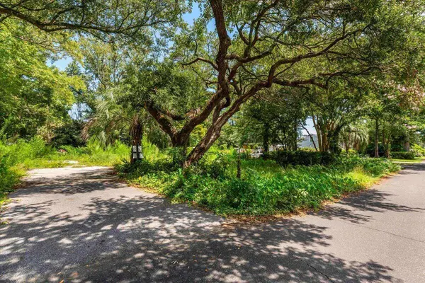 452 Lindberg St #Lot 10b, Charleston, SC 29412