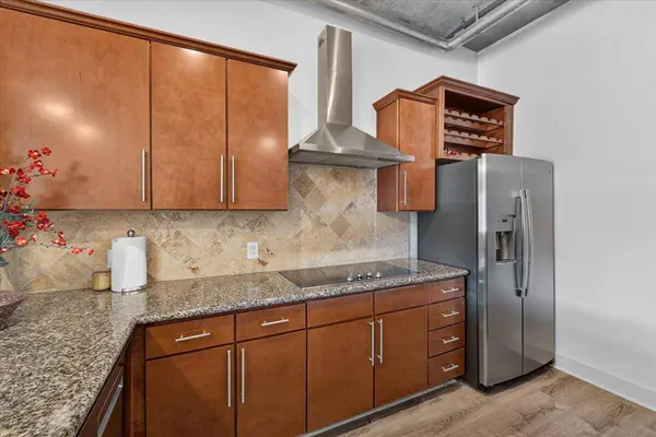 150 Bee St #306, Charleston, SC 29401