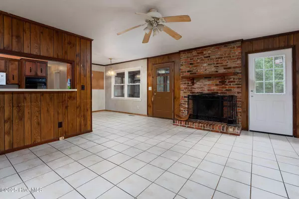 4 Pinewood CIR, Wilmington, NC 28409