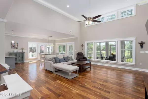 244 Red Fox Run DR, Wallace, NC 28466