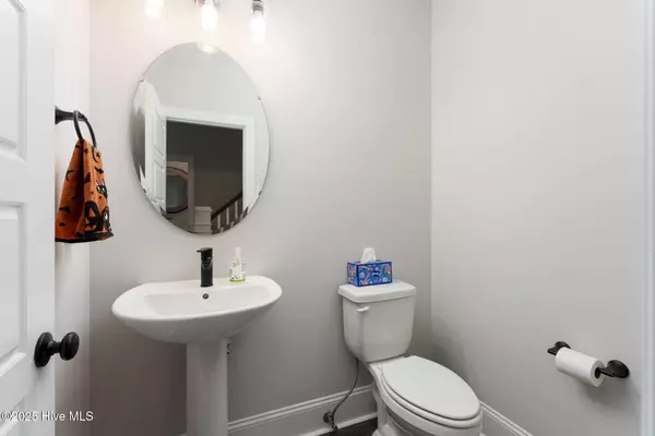 410 Trisail TER, Wilmington, NC 28412