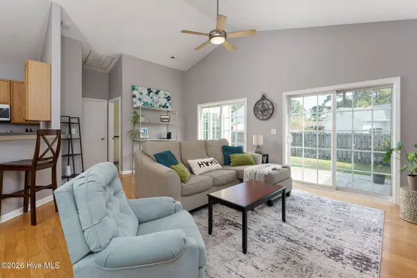 1112 Ashcroft DR NE, Leland, NC 28451