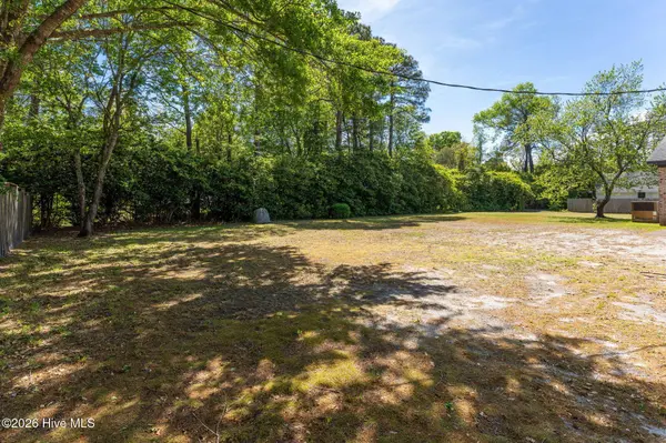 913 Robert E Lee DR, Wilmington, NC 28412