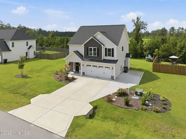 273 W Broughton LN, Rocky Point, NC 28457