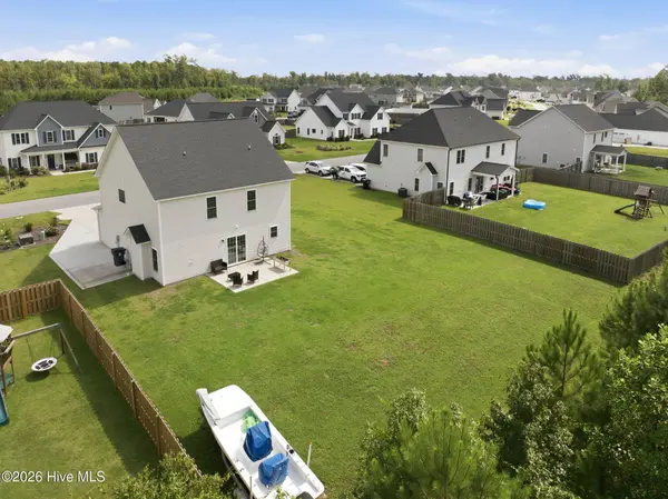 273 W Broughton LN, Rocky Point, NC 28457
