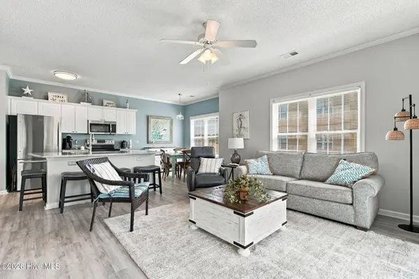 153 Bentgreen DR, Leland, NC 28451