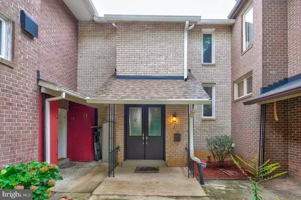 9 GUY CT, Rockville, MD 20850