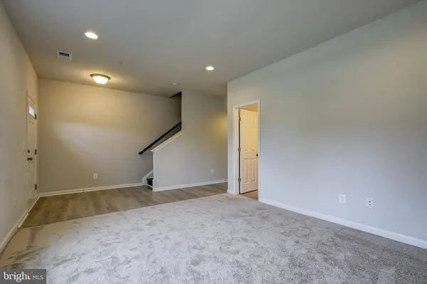 14217 TRAVILAH RD, Rockville, MD 20850