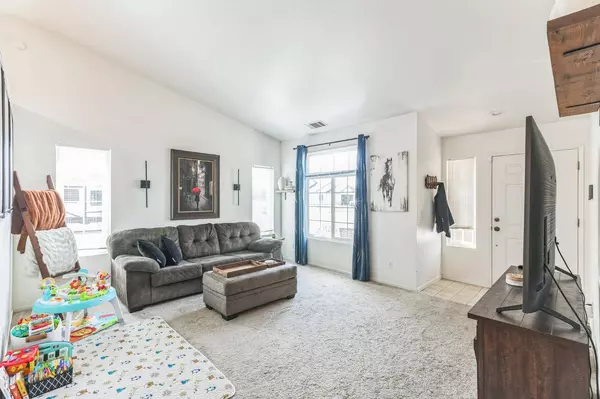 1133 Elderwood DR, Galt, CA 95632