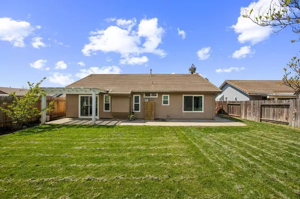 1133 Elderwood DR, Galt, CA 95632