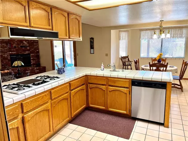 16381 Kasota RD, Apple Valley, CA 92307