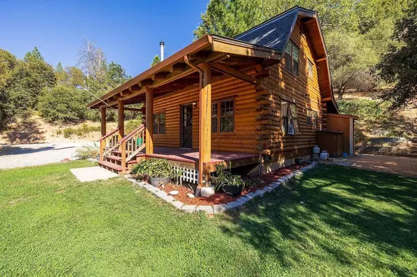 7721 Silent Path RD, Somerset, CA 95684