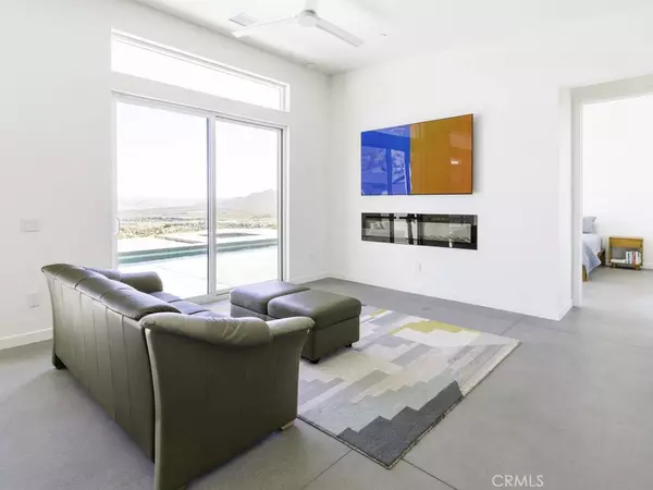 6197 Mandarin RD, Yucca Valley, CA 92284