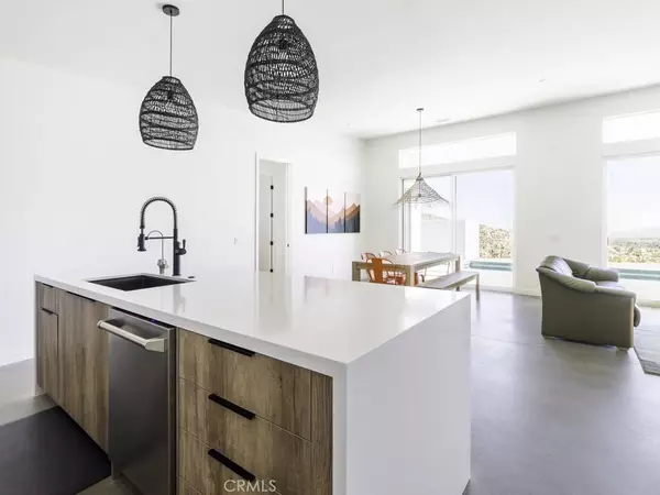 6197 Mandarin RD, Yucca Valley, CA 92284