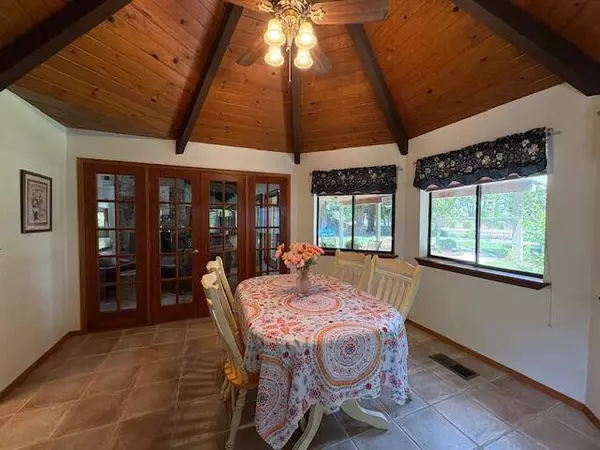 1536 N Tamarack Street, Visalia, CA 93291