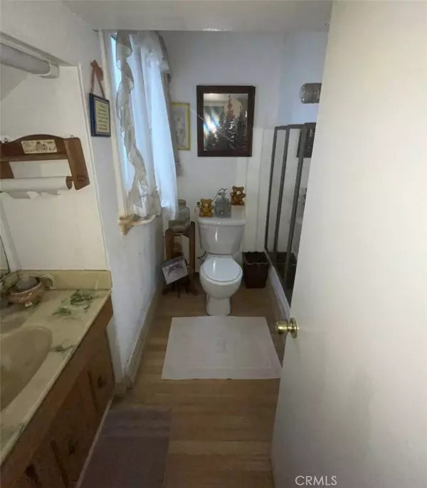 1143 E Salt Lake ST, Long Beach, CA 90806