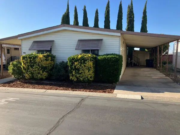 49 Millbrook CIR #49, Sacramento, CA 95828