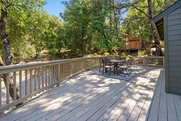 39395 Fir, Bass Lake, CA 93604