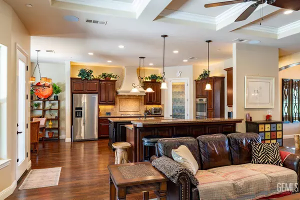 12611 Stillbrook Drive, Bakersfield, CA 93311