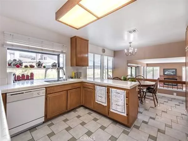 4992 N Buttercreek RD, Moorpark, CA 93021