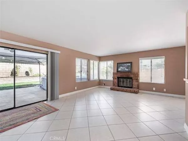 4992 N Buttercreek RD, Moorpark, CA 93021