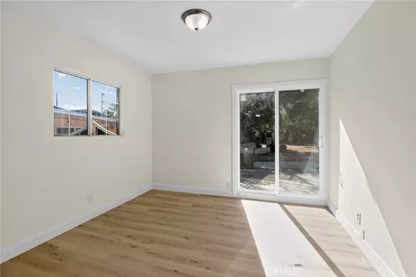 10853 Ilex AVE, Pacoima, CA 91331