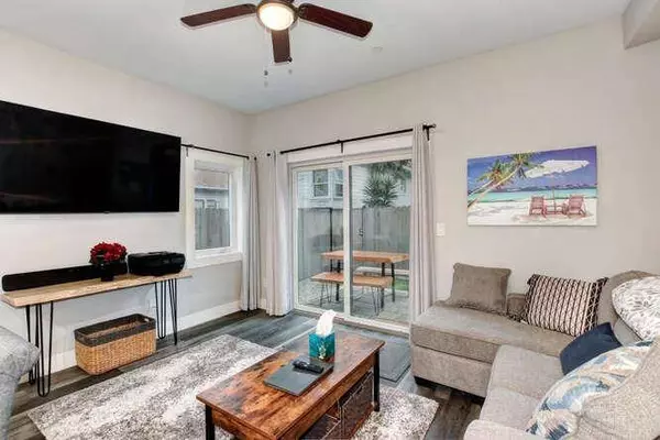 1411 Victorian ALY, Sacramento, CA 95818