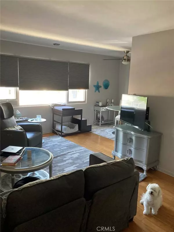 930 E 1st ST #22, Long Beach, CA 90802