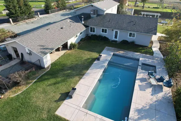 53 S Reid AVE, Linden, CA 95236