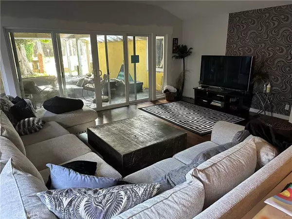 4645 Ledge AVE, Toluca Lake, CA 91602