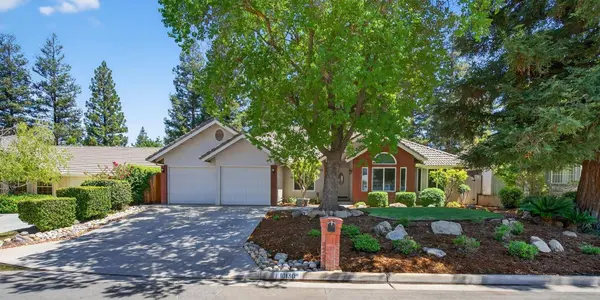 10130 N Heather DR, Fresno, CA 93720