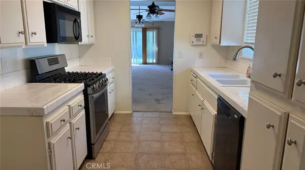 506 W Olive ST, Corona, CA 92882