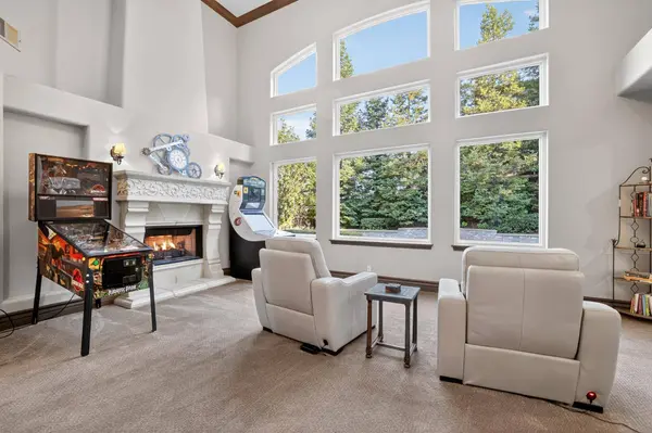 708 Misty Ridge CIR, Folsom, CA 95630