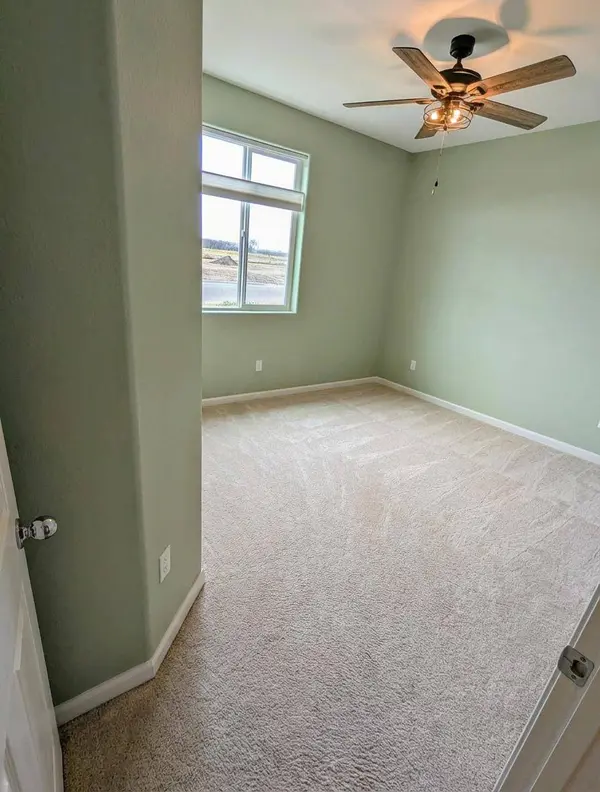 3604 E Cherry Avenue, Visalia, CA 93292