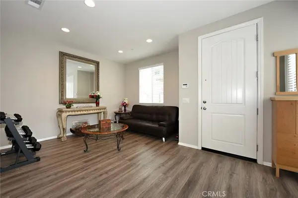 443 Stratus LN #4, Simi Valley, CA 93065