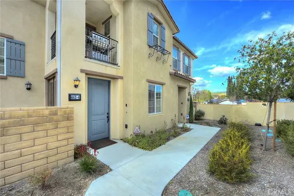443 Stratus LN #4, Simi Valley, CA 93065