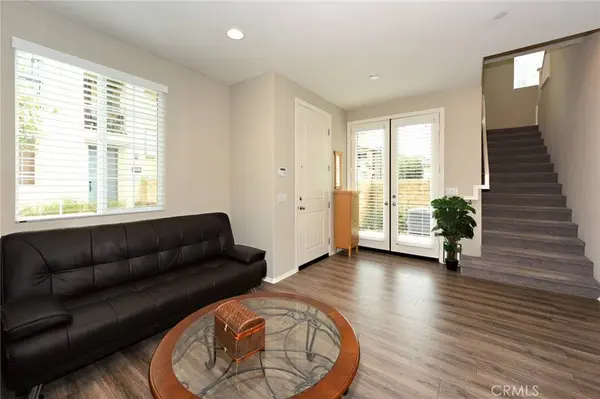 443 Stratus LN #4, Simi Valley, CA 93065