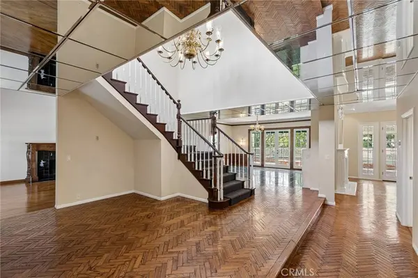 10190 Baywood CT, Los Angeles, CA 90077