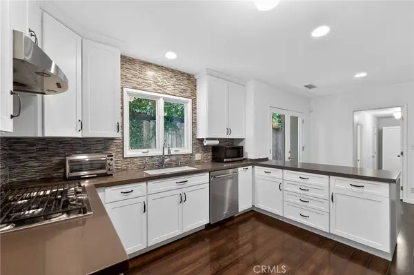 13047 Dickens ST, Studio City, CA 91604