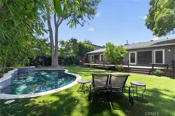 13047 Dickens ST, Studio City, CA 91604