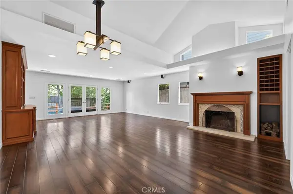13047 Dickens ST, Studio City, CA 91604